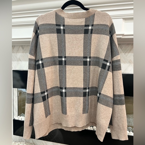 Max Studio Plaid Knit V-Neck Fall Sweater in Tan and Black Size 2X - Picture 3 of 5